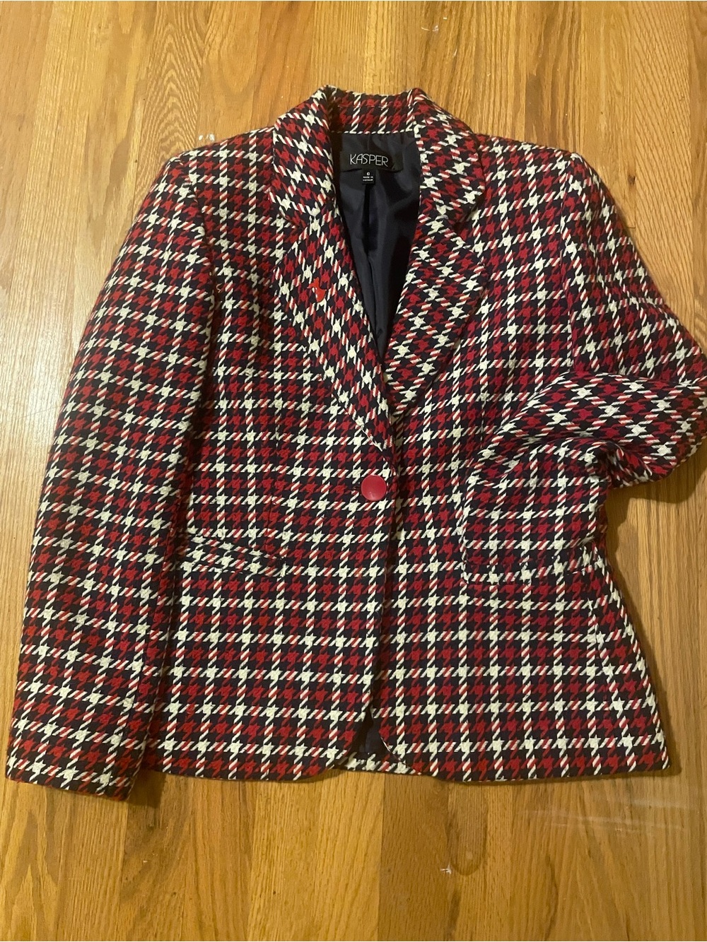 Kasper Red, Black & White Houndstooth Single-Button Blazer